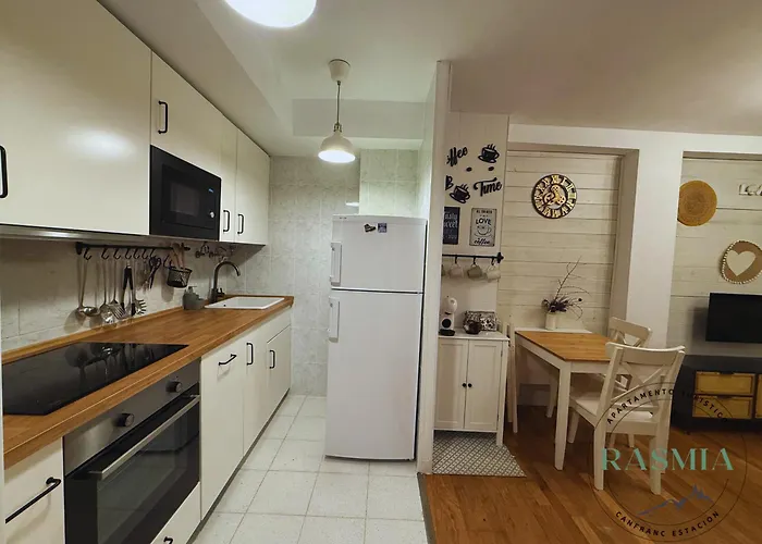 Lejlighed Rasmia Estacion *